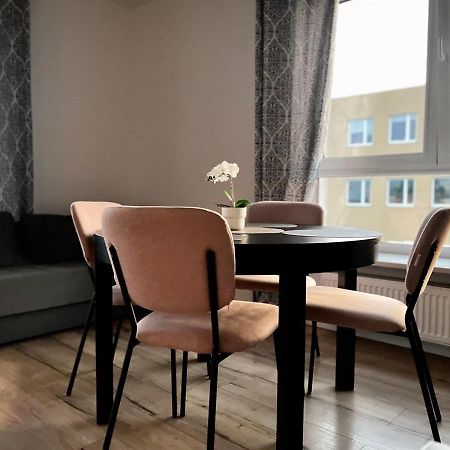 K22 Large Family Apart Komputerowa Varsovia Exterior foto